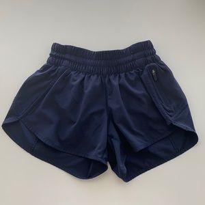 Tracker short 2.5”